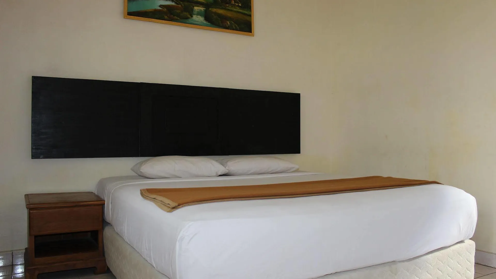 Ayu Beach Inn Kuta